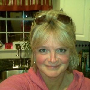 Meet your Posher, Deidra